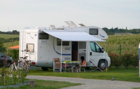 Espace camping-car à Billiers dans le Morbihan
